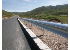 河南省公路波形护栏工程